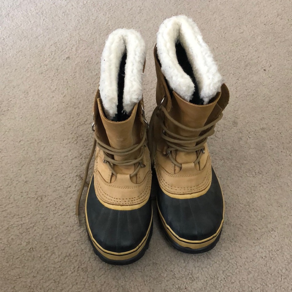 Women’s size 8 sorel boots